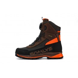 C05 - Chaussures Light Traque